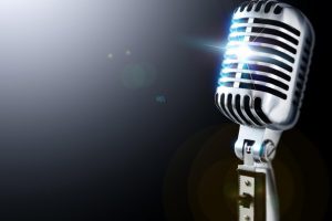 cantare come una cantante professionista